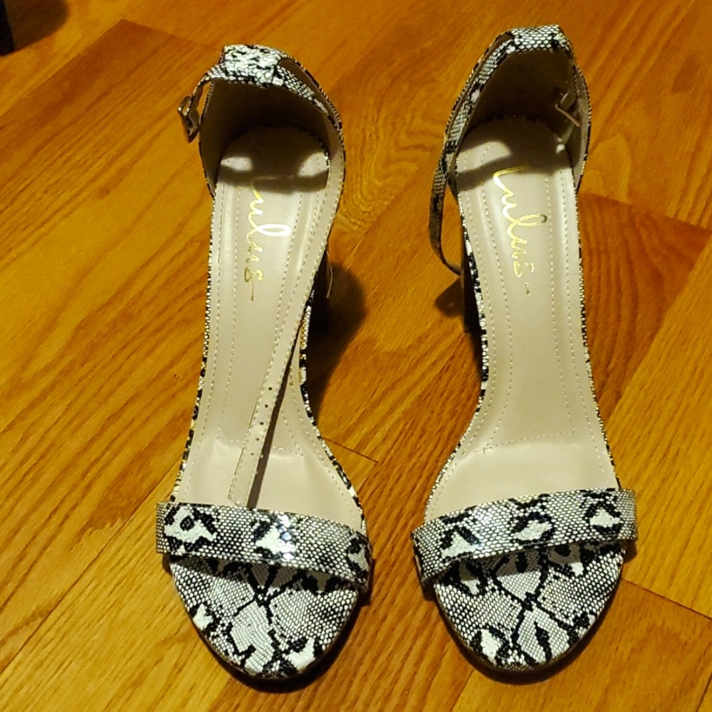 Lulu's Snake Skin Block Heels
